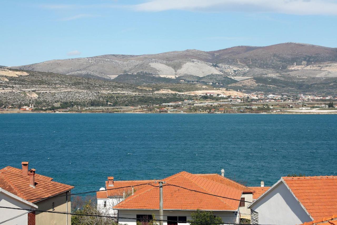 Apartments By The Sea Mastrinka, Ciovo - 4836 Trogir Dış mekan fotoğraf