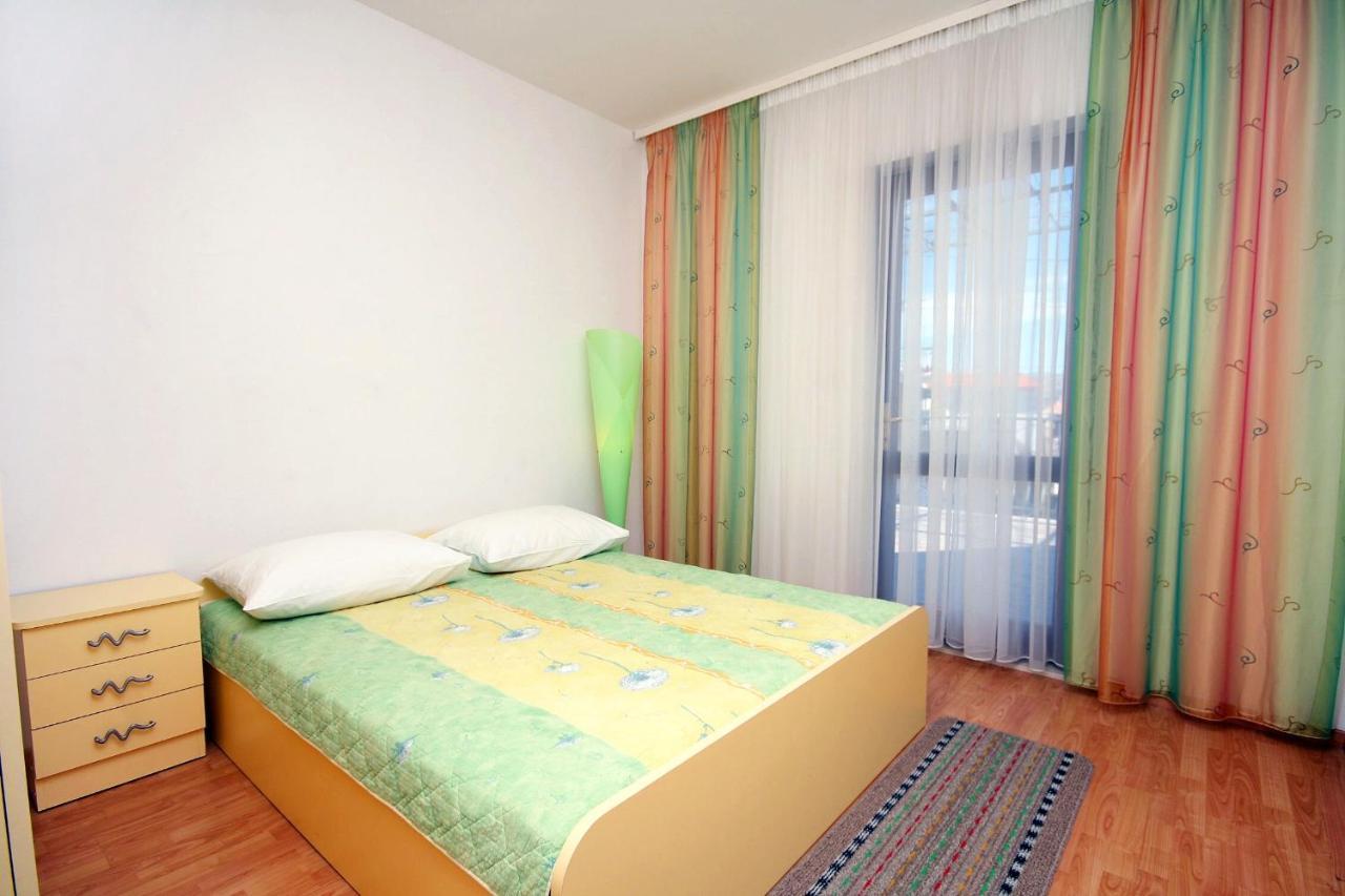 Apartments By The Sea Mastrinka, Ciovo - 4836 Trogir Dış mekan fotoğraf
