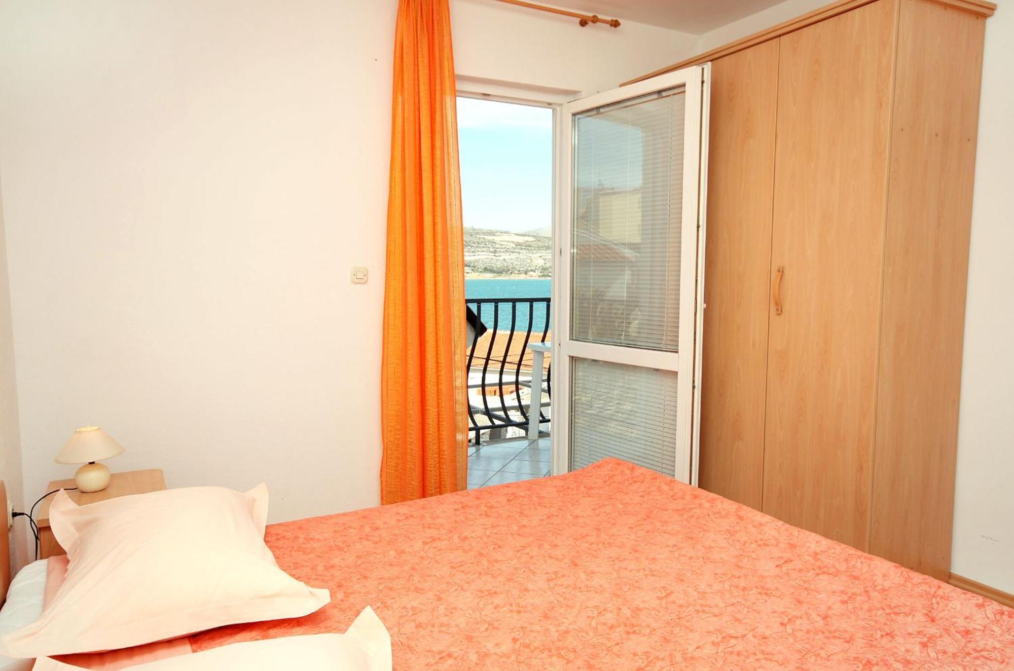Apartments By The Sea Mastrinka, Ciovo - 4836 Trogir Oda fotoğraf